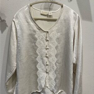 Vintage Victoria's Secret gold tag Cream Lace-Front Long Sleeve Top